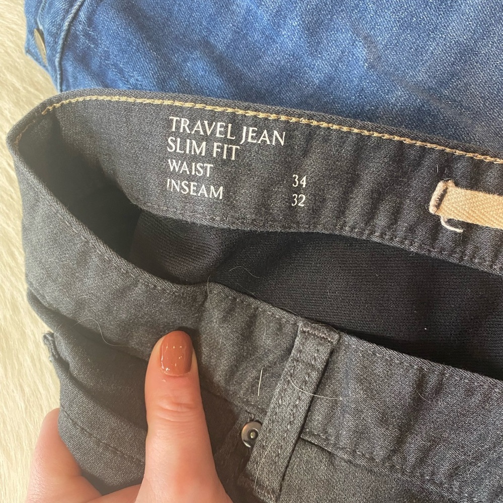 Banana Republic Men’s SLIM TRAVEL JEANS (2) - Picture 9 of 12